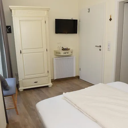 Altes Weingut An Der Vogtei בית הארחה סנהיים