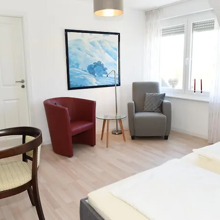 Altes Weingut An Der Vogtei בית הארחה סנהיים